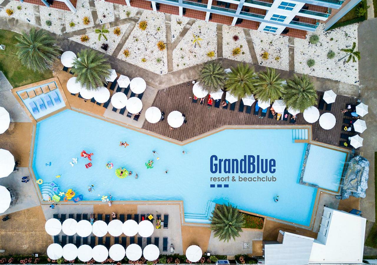 Grandblue Resort & Beachclub Mae Phim Exterior foto